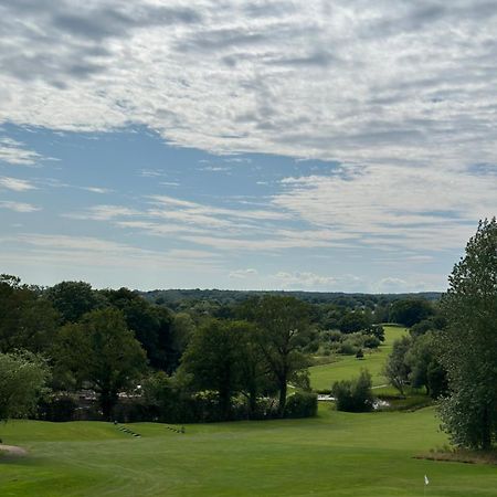 London Beach Country Hotel & Golf Club Тентерден Екстер'єр фото
