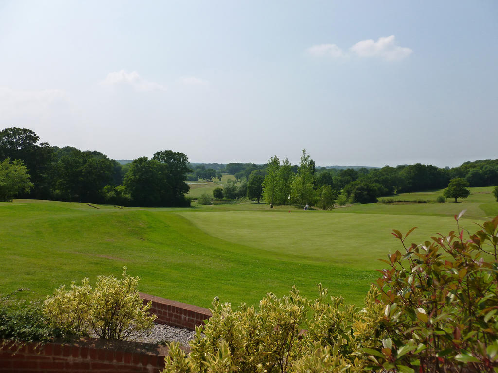 London Beach Country Hotel & Golf Club Тентерден Екстер'єр фото